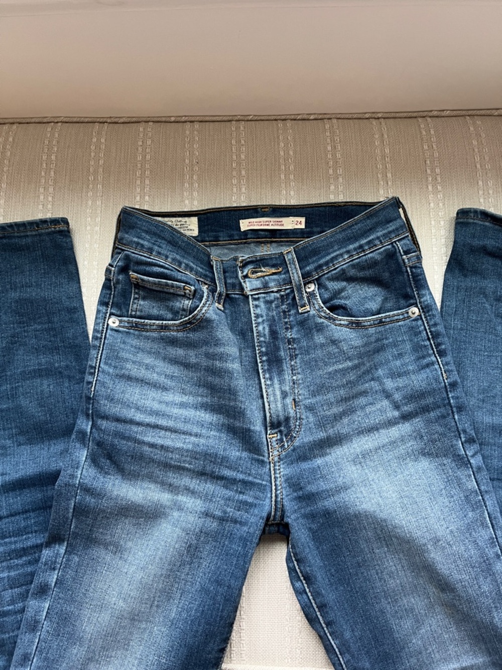 Levi’s mile high rise skinny women’s Blue Denim Jeans